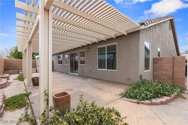 Building Photo - 11082 Sospel Pl