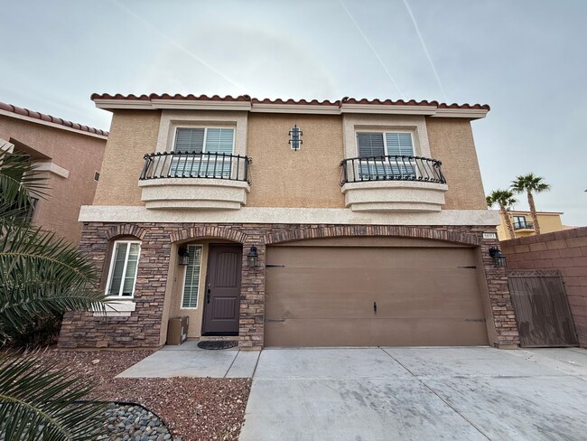 Primary Photo - Spacious 4-BD 3.5-BA Home with Third Floor...