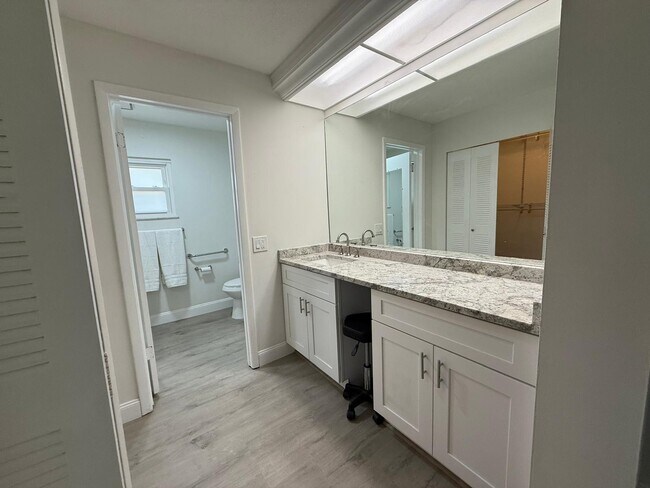 Building Photo - 14526 Paradise Trail