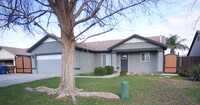 Building Photo - Darling Home in Campus Park Area!