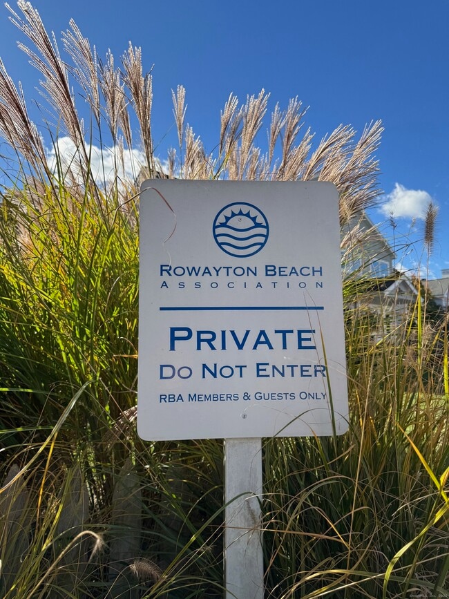 Building Photo - 15 Sunwich Rd