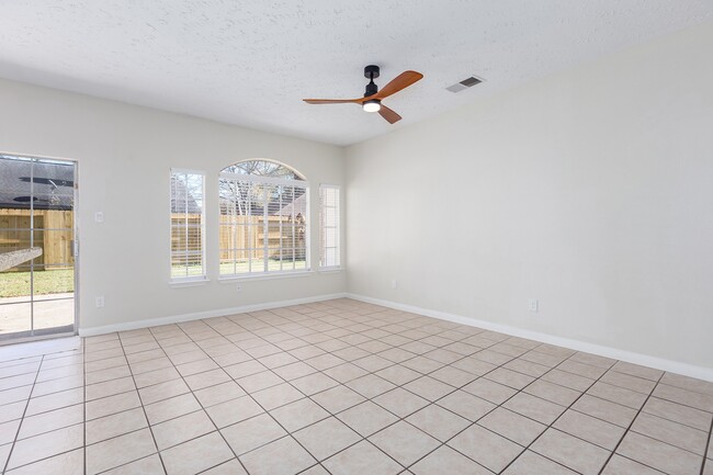 Building Photo - 5442 Garden Village Dr