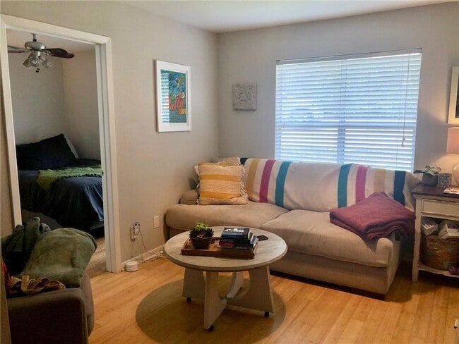 Building Photo - 3204 Menchaca Rd