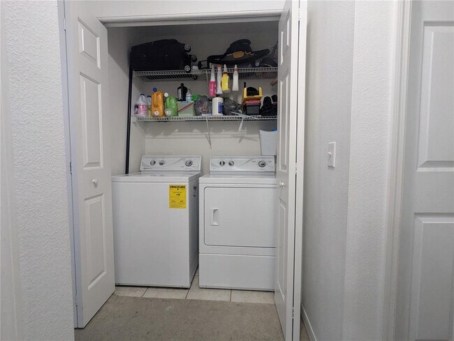 Building Photo - 10740 Keys Gate Dr