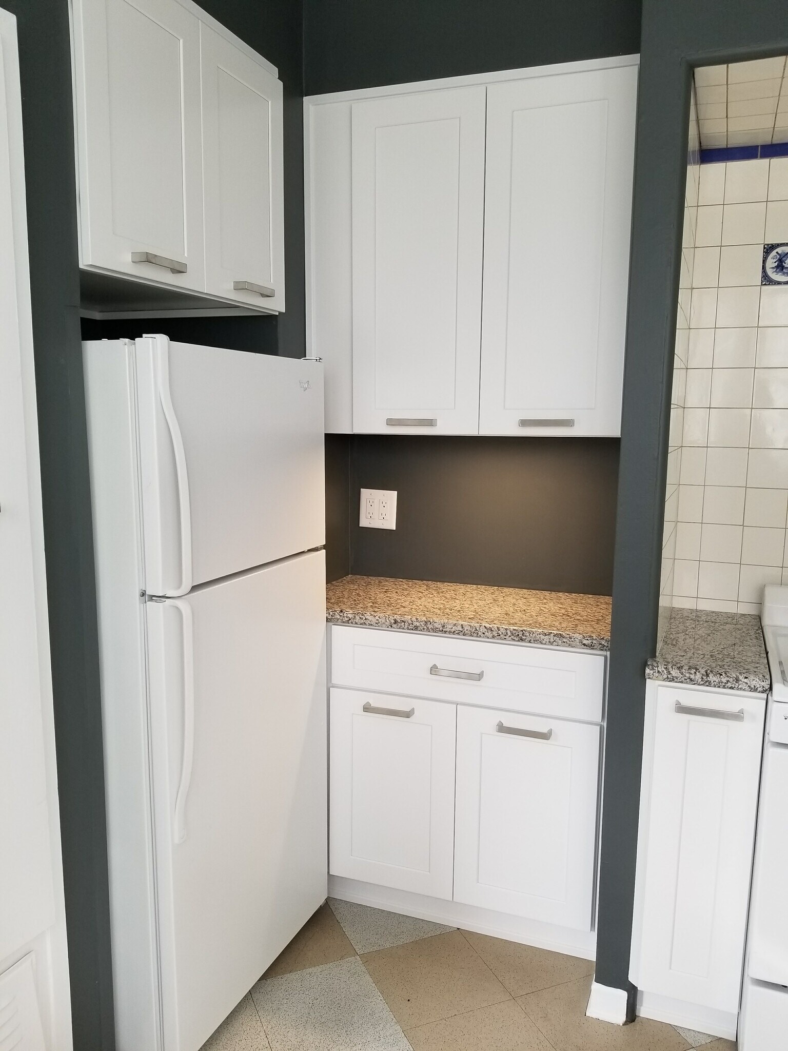 REFRIGERATOR - 6328 Orange St