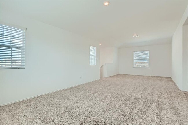Building Photo - 310 Milliner Lp