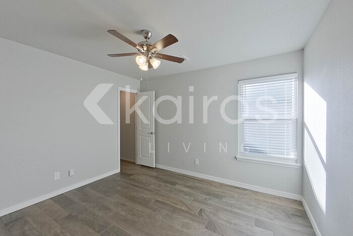 Building Photo - 2803 Bismarck Ave