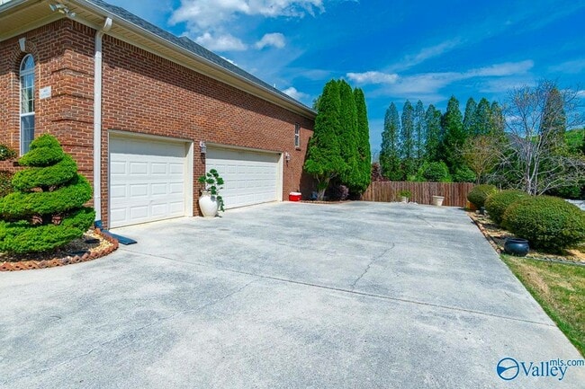 Building Photo - 4409 SE Hampton Ridge Dr