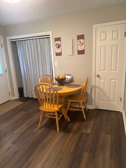 Building Photo - 309 Pleasant Dr