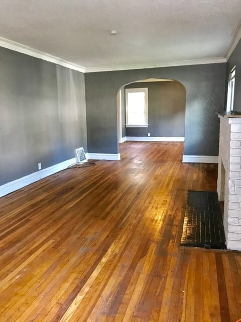 Building Photo - Delightful 3 bedroom home