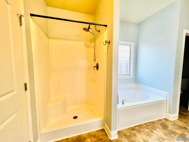 Building Photo - 630 Summer Cove Cir NW