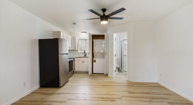 Building Photo - 1118 Ebert Ave