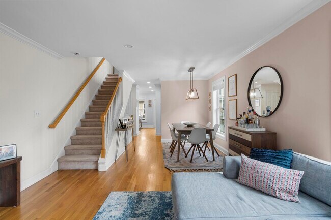 Building Photo - 85 Camp Ave