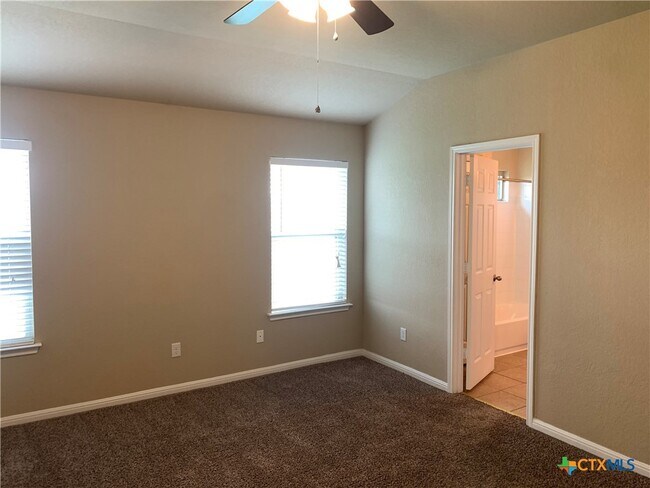 Building Photo - 2587 Diamondback Trail