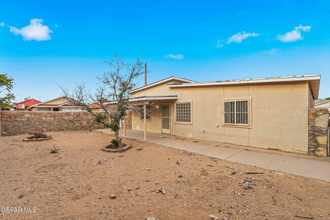 Building Photo - 2369 Joshua Louis Dr