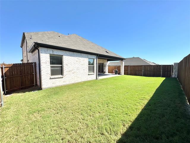 Building Photo - 2208 Palomino Ln