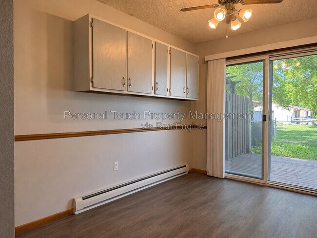 Building Photo - 3079 22nd St S