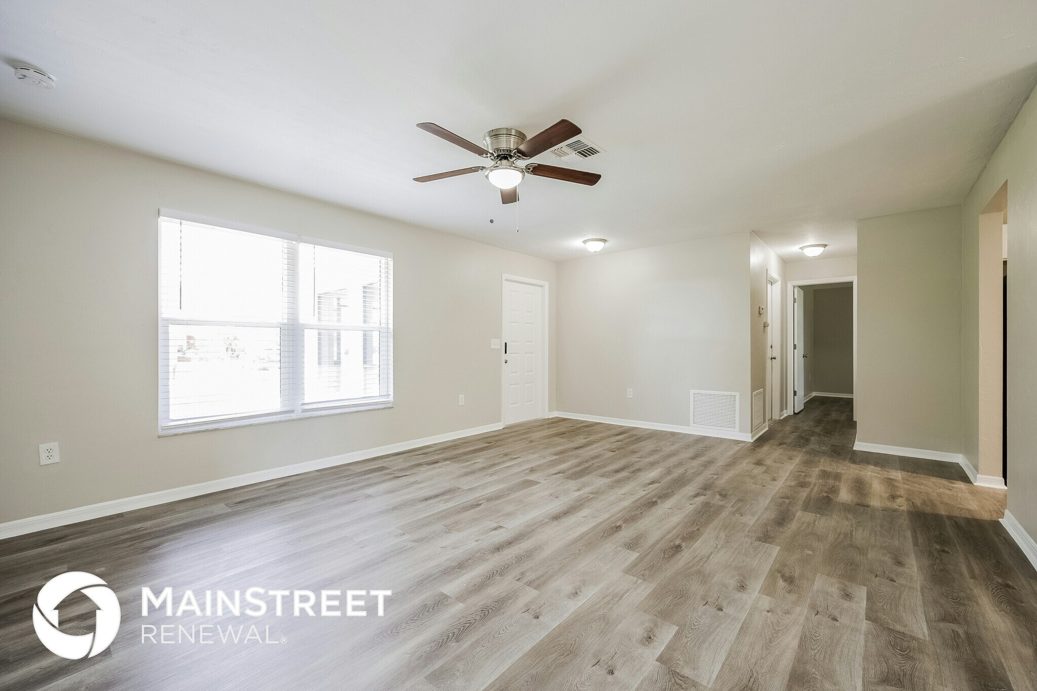 Building Photo - 2016 SE 9th Terrace