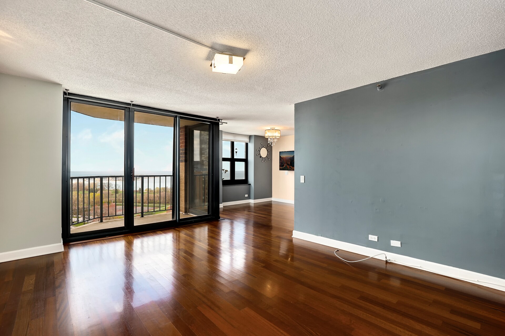 Living Room - 3660 N Lake Shore Dr