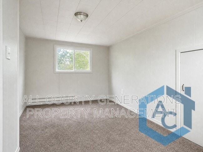 Building Photo - 12308 Sobieski Ave