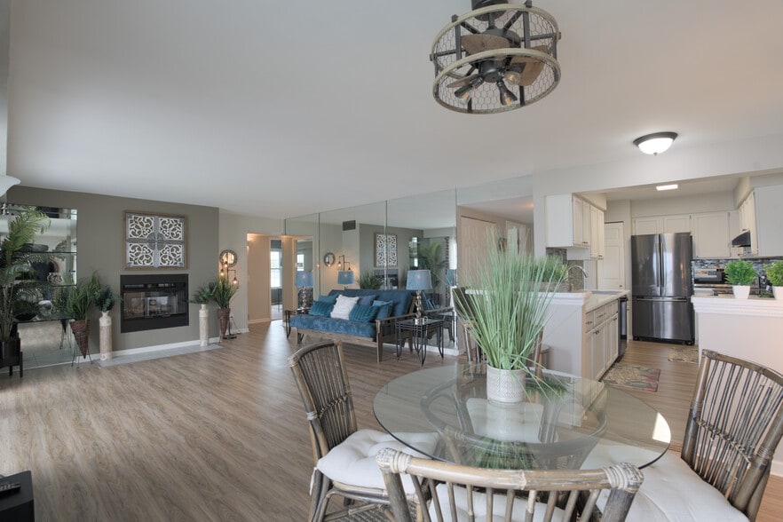 Building Photo - 3553 Port Cove Dr