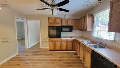 Building Photo - 1218 Byron Ave SW