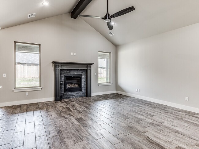 Building Photo - 14517 Chambord Dr