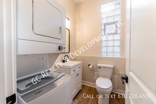 Building Photo - 4241 S Calumet Ave