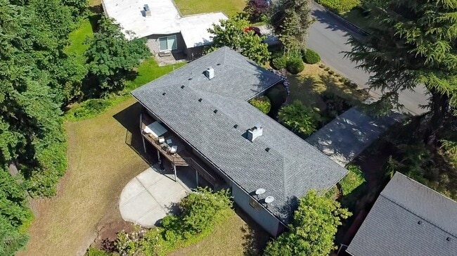 Building Photo - 5253 120th Ave SE