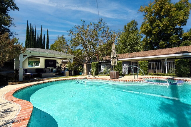 Primary Photo - 4748 Conejo Ave