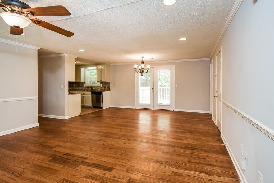 Building Photo - 280 Monument Ct