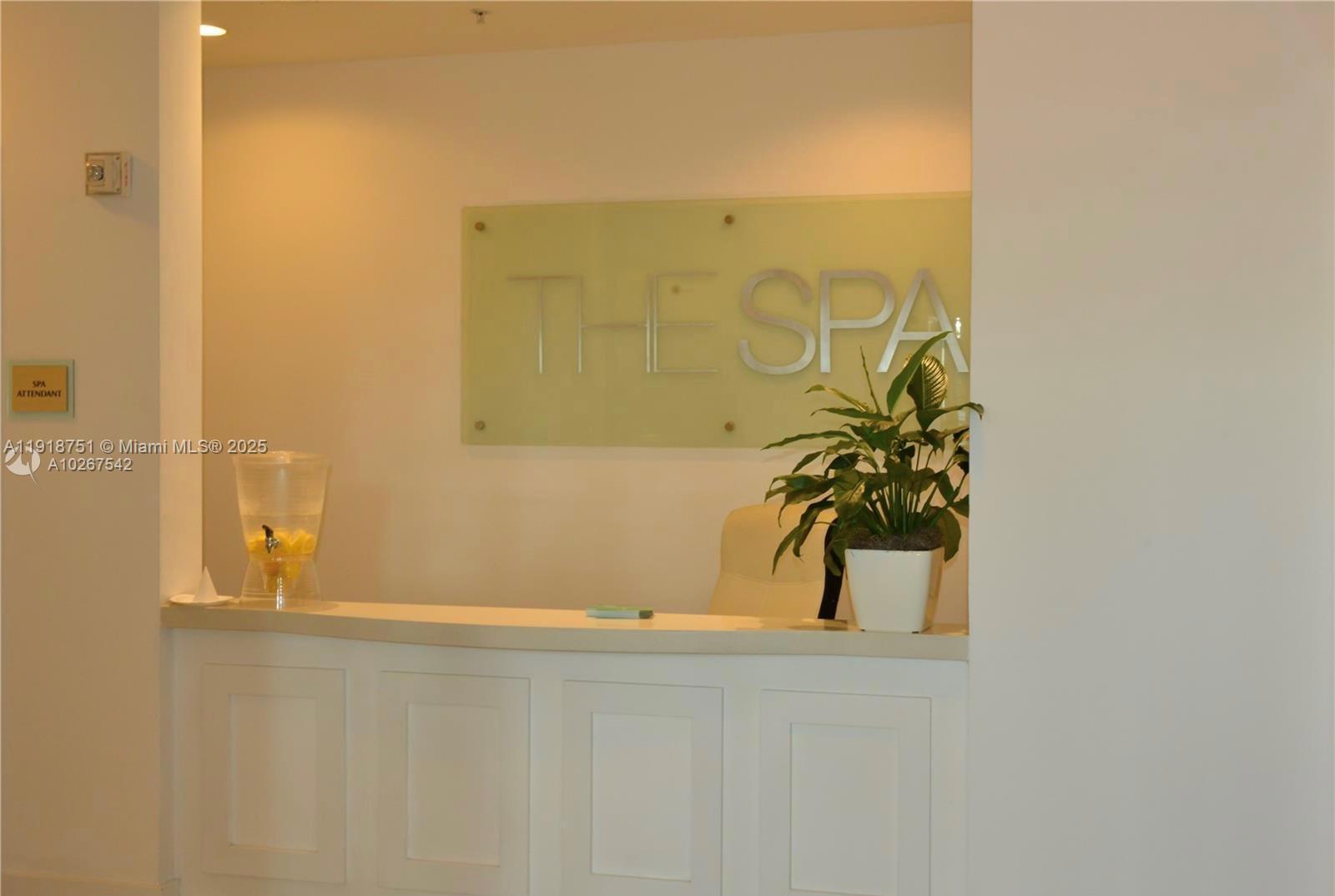 Building Photo - 90 SW 3rd St