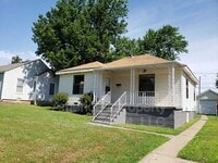 Building Photo - 3817 E 21st Pl