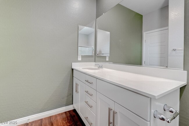 Building Photo - 2489 Cingoli St