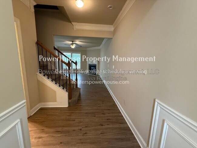 Building Photo - 1045 Township Cir
