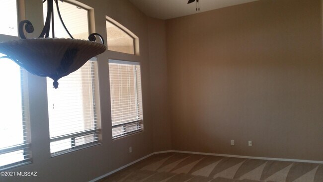 Building Photo - 14048 E Fairway Bluff Ct
