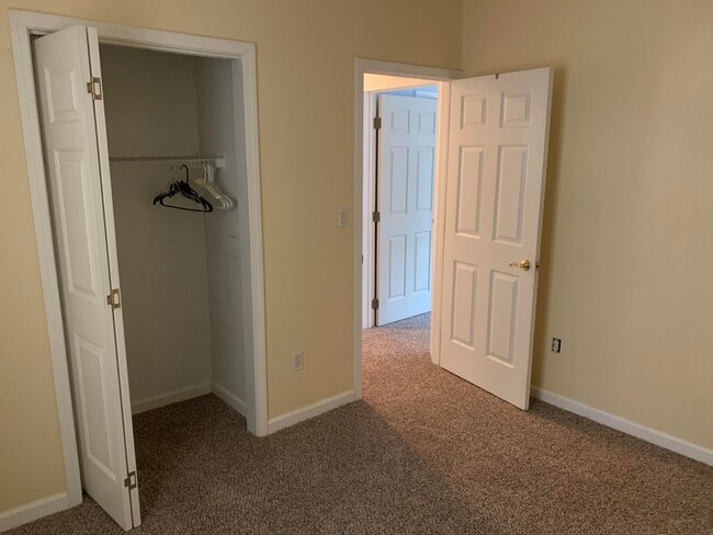 Building Photo - 109 Plantation Way