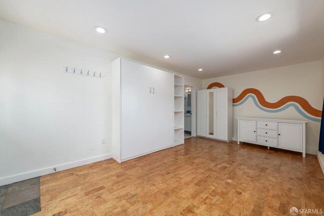 Building Photo - 3319 Herrier St