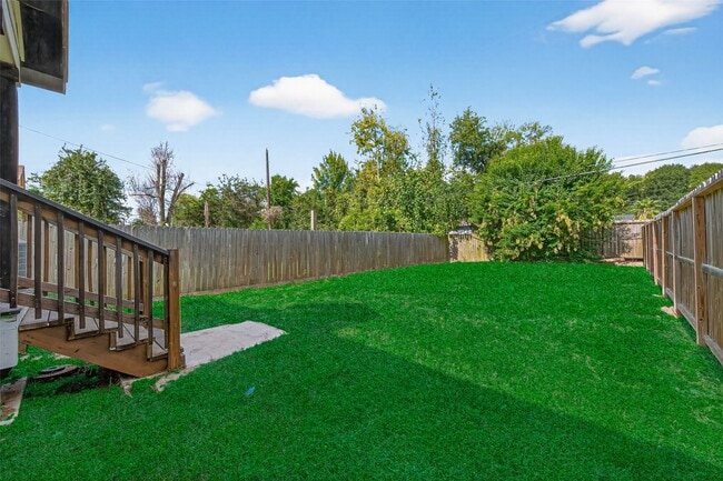 Building Photo - 2509 Moreau St