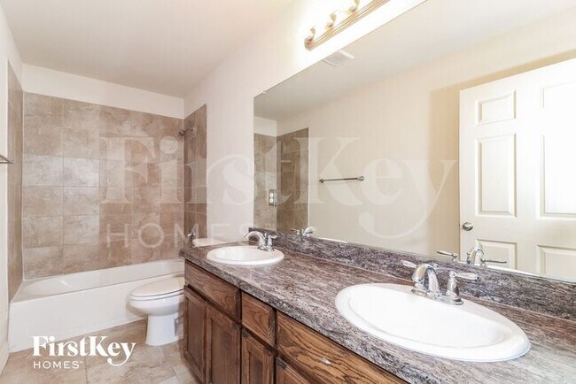 Building Photo - 1227 Jewel Ln