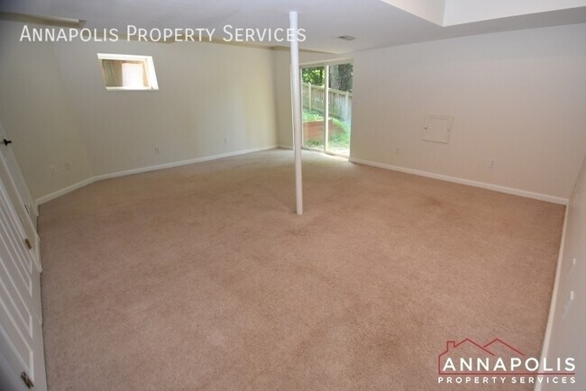 Building Photo - 1291 Circle Dr