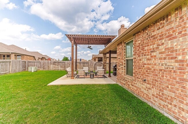 Building Photo - 23426 Tirino Shores Dr