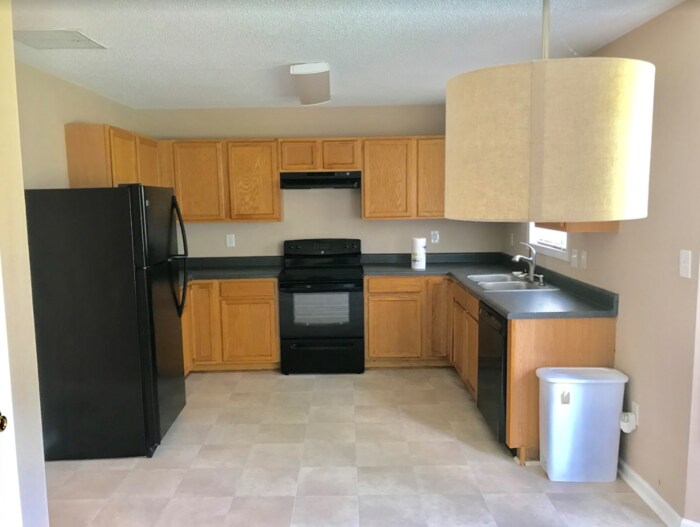 Building Photo - 6968 Red Bone Way