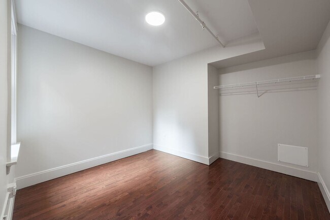Building Photo - Coming Soon: 2BR Apartment – ETA 10/1/25