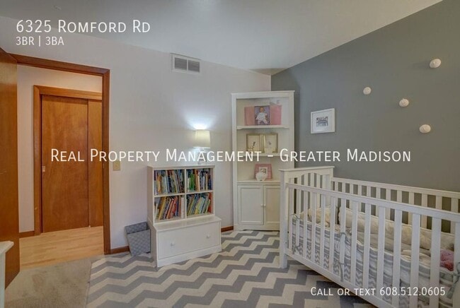 Building Photo - 6325 Romford Rd