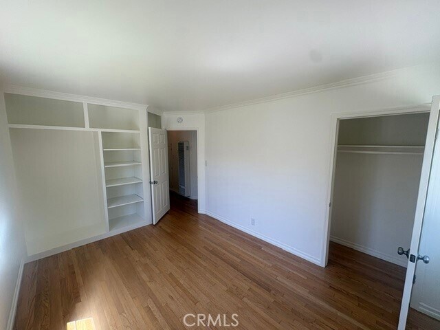 Building Photo - 223 Lillian Pl