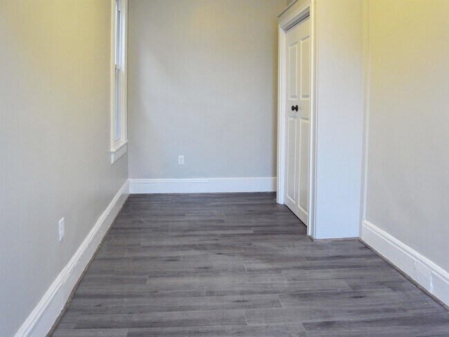 Building Photo - 119 Prospect St