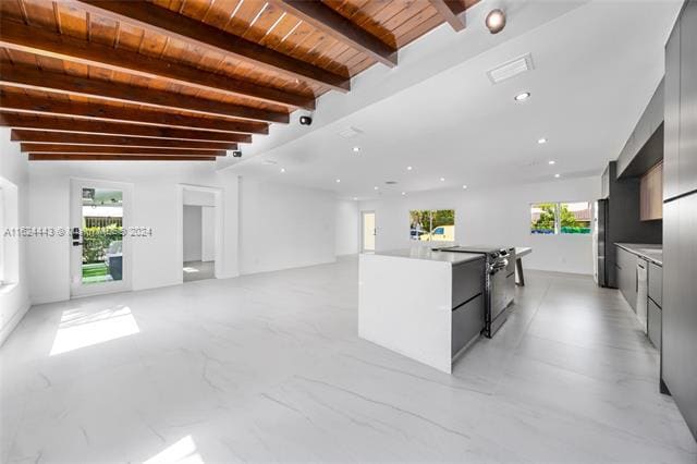 Building Photo - 400 Sansovino Ave