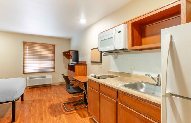 Building Photo - Furnished Studio-Kansas City - Stadium