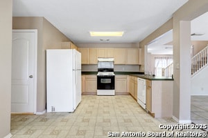 Building Photo - 10831 Winter Creek